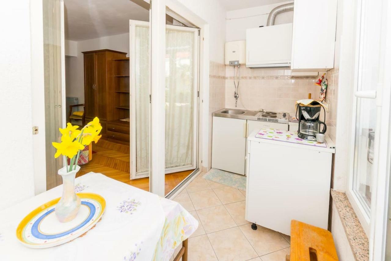 Apartament Pleasant Korenic In Unique Of